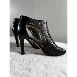 Louise Et Cie Womens Black Leather Adjustable Buckle Peep-Toe Heels Size 7.5B